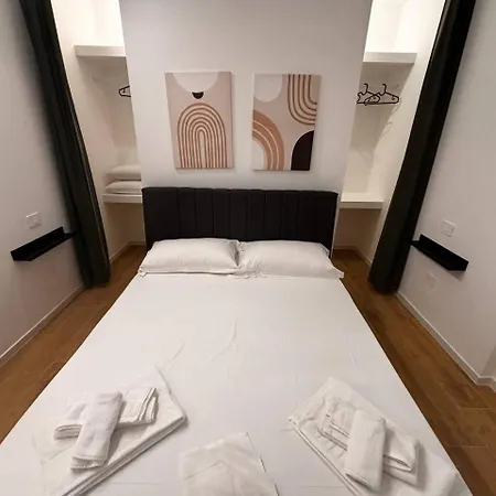 Cavour Loft - Modern House Μπάρι